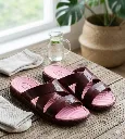 neo_356_pcmr 1 best_women slippers.webp